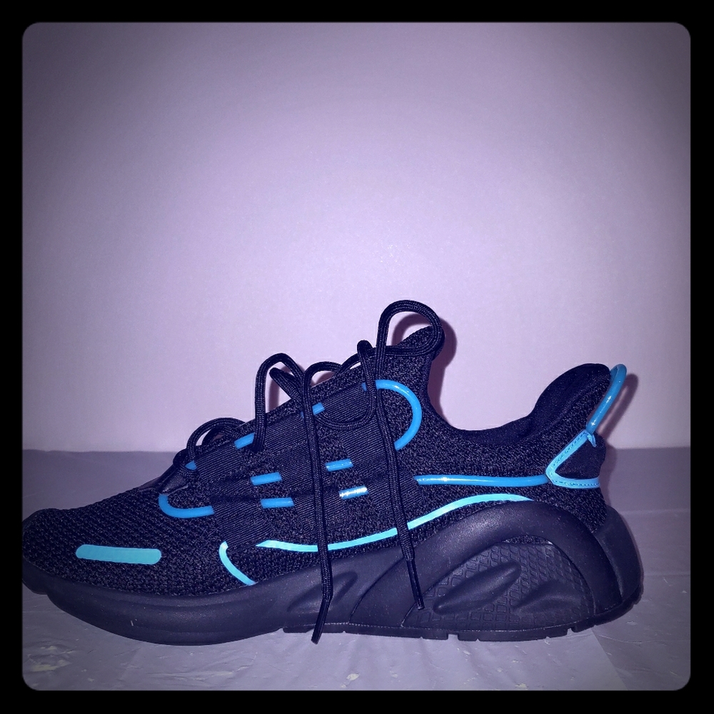 Adidas lxcon Fv3587 Size 8